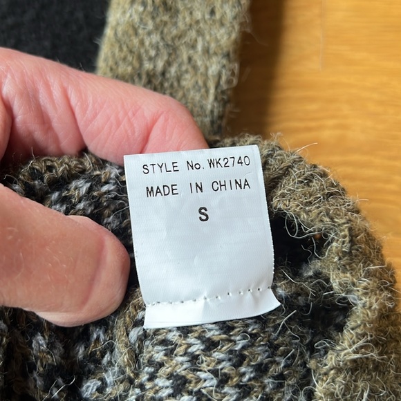 Camo sweater - Picture 3 of 4